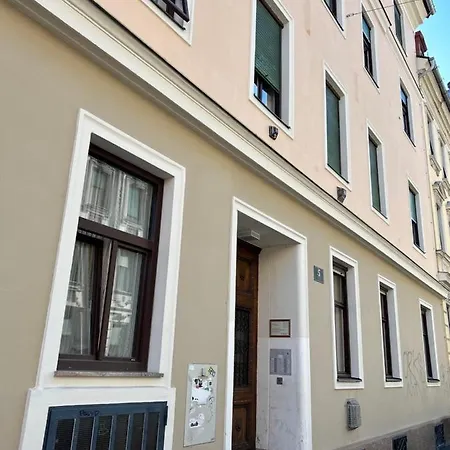 Urban Apartement, Internet, Veranda, Zentrum Appartamento *
