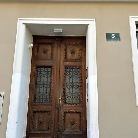 Urban Apartement, Internet, Veranda, Zentrum